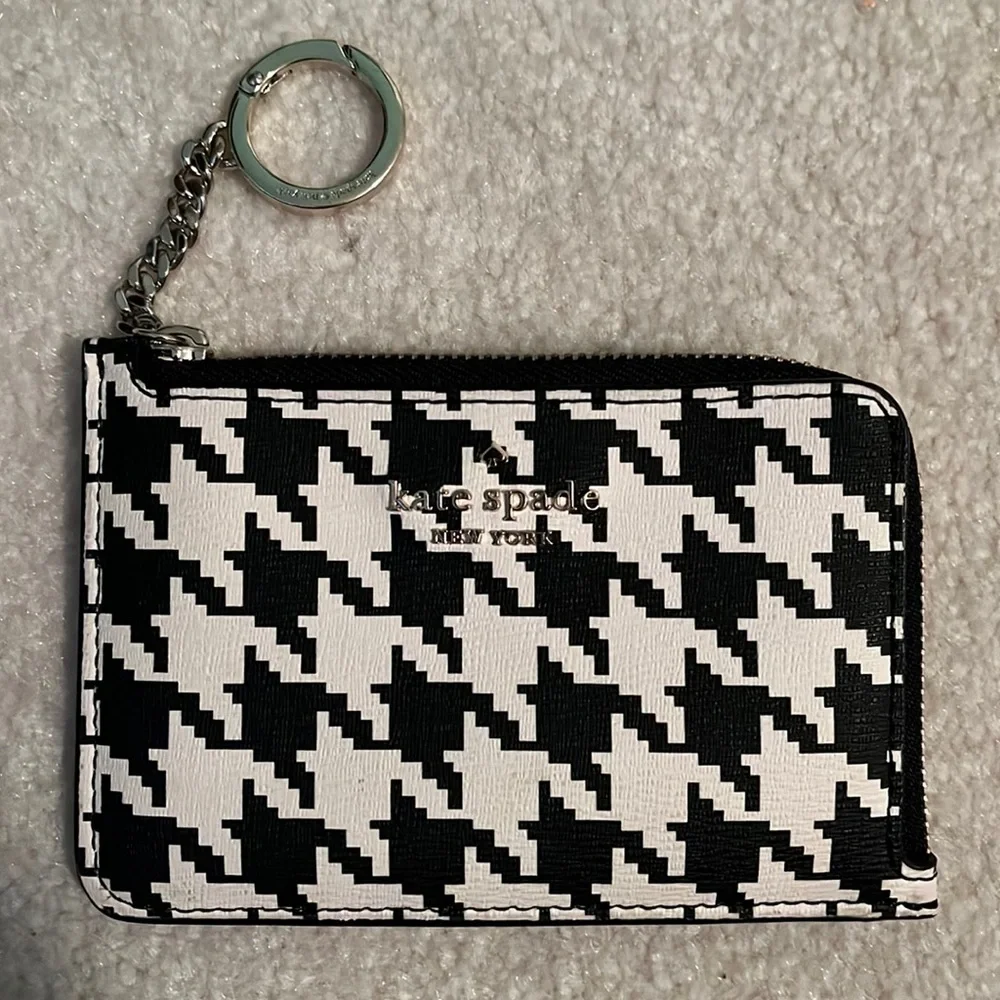 Wallet - Picture 1 of 3